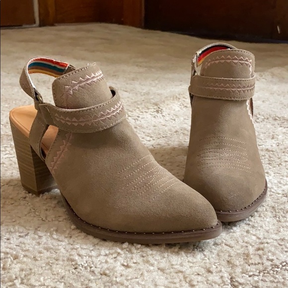 Booties - Picture 2 of 4